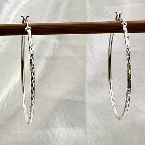#AAY Sterling 925 Hammered Hoop Earrings - Picture 9 of 9